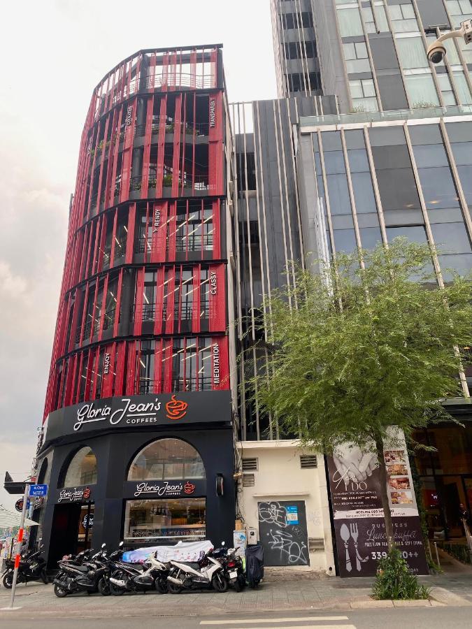 Апартаменты Le Bijou Chic In The Heart Of Saigon Charm With View Хошимин Экстерьер фото