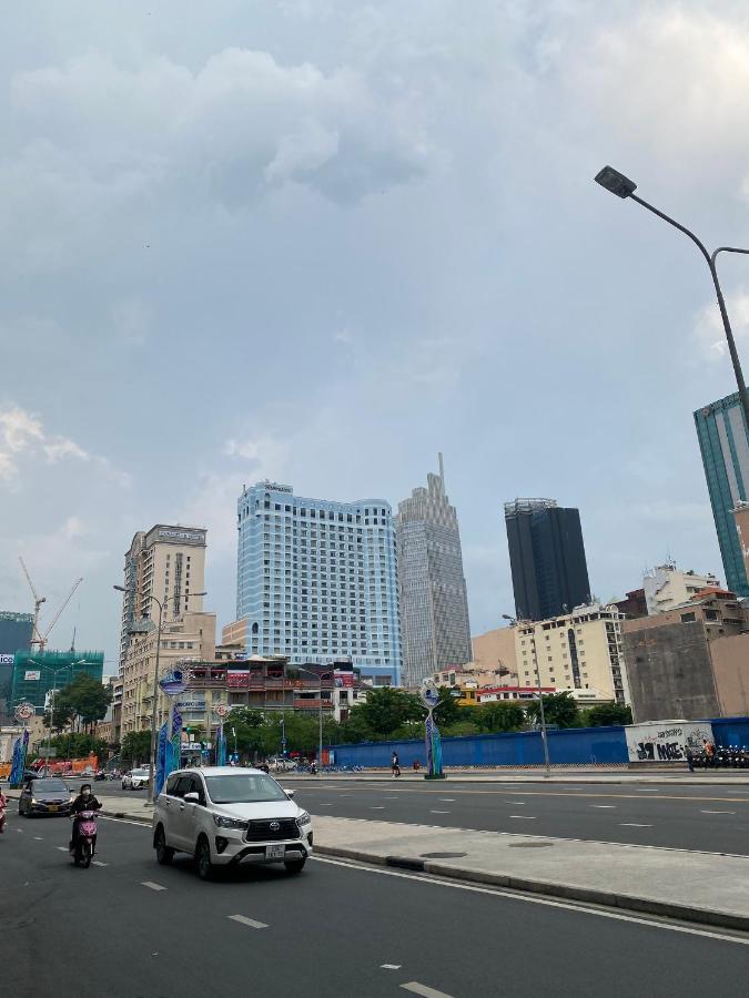 Апартаменты Le Bijou Chic In The Heart Of Saigon Charm With View Хошимин Экстерьер фото