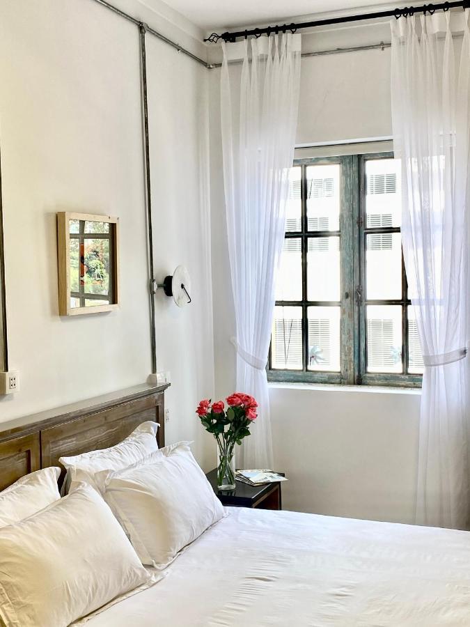 Апартаменты Le Bijou Chic In The Heart Of Saigon Charm With View Хошимин Экстерьер фото