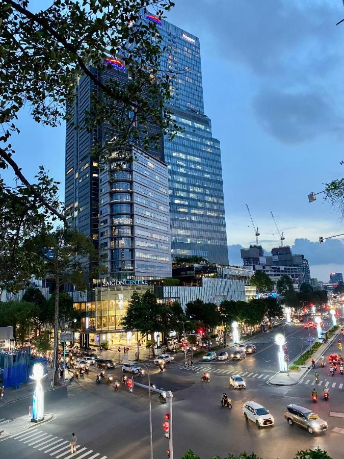 Апартаменты Le Bijou Chic In The Heart Of Saigon Charm With View Хошимин Экстерьер фото